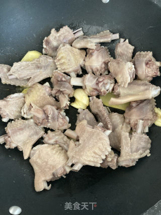 冬菇焖鸭翅的做法步骤：9