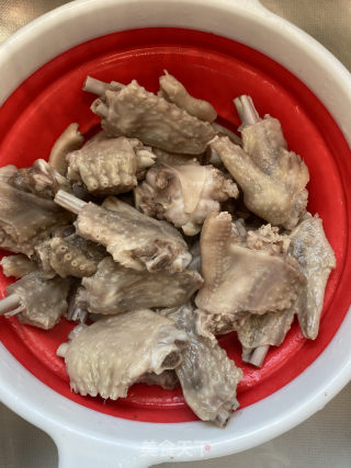 冬菇焖鸭翅的做法步骤：7