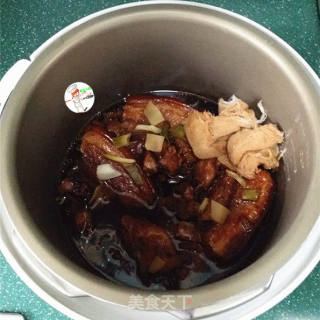 把子肉的做法步骤：10