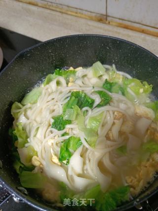 白油煎蛋面的做法步骤：5