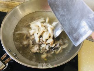 面肺烩羊杂的做法步骤：6