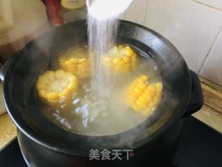 大骨头汤的做法步骤：6