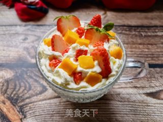 芒果草莓奥利奥酸奶杯的做法步骤：11
