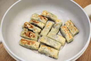 豆沙春卷的做法步骤：8