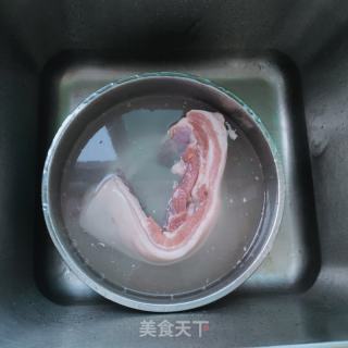 五花肉雪里蕻扣肉的做法步骤：1