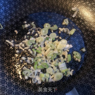 牛肉丸鸡蛋面的做法步骤：4