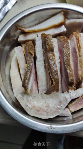 香芋腐乳扣肉的做法步骤：6