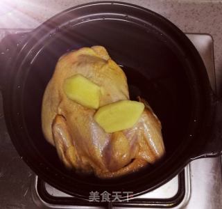 猪肚胡萝卜鸡汤????????????的做法步骤：1