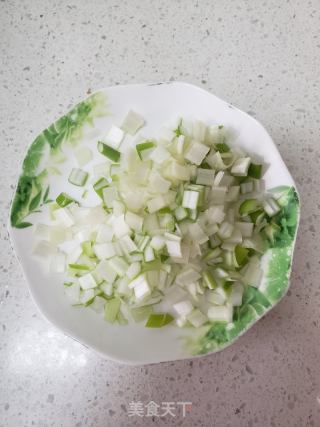 红萝卜豆腐炸酱面的做法步骤：4