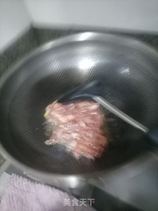爆炒羊肉的做法步骤：3
