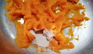 什锦南瓜小窝头（聚宝盆）的做法步骤：2
