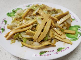 白菜炒豆干的做法步骤：7