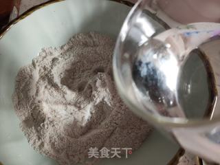 紫米面粘糕的做法步骤：3