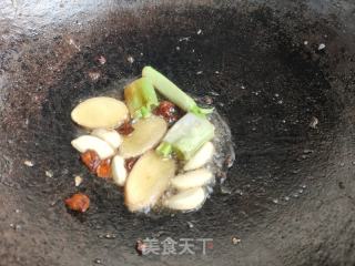红烧鲫鱼的做法步骤：10