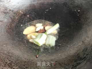 红烧鲫鱼的做法步骤：9