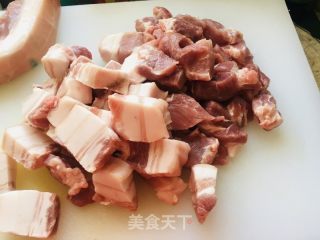 红烧肉的做法步骤：1