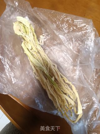 剁椒炒萝卜干的做法步骤：1