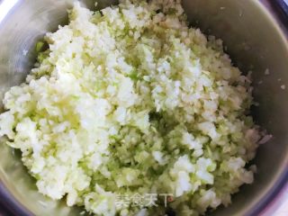 猪肉虾仁白菜饺子的做法步骤：7