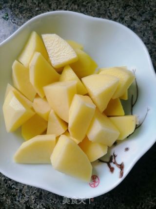 土豆烧排骨的做法步骤：7