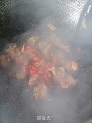 土豆烧排骨的做法步骤：5
