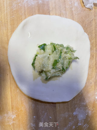 葱花油酥饼的做法步骤：5