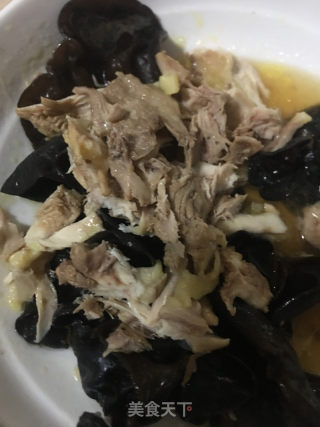 辣椒蒜苗炒鸡丝的做法步骤：3
