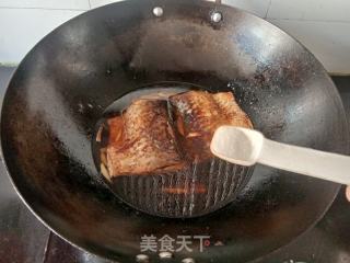 胡萝卜烧草鱼腩的做法步骤：8