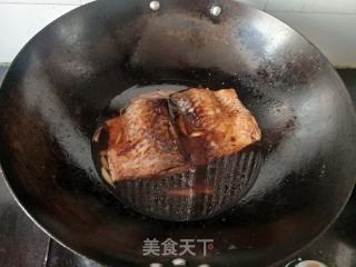 胡萝卜烧草鱼腩的做法步骤：7
