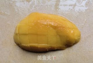 奥利奥芒果奶油酸奶杯的做法步骤：2