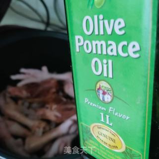 无水鸡爪的做法步骤：5