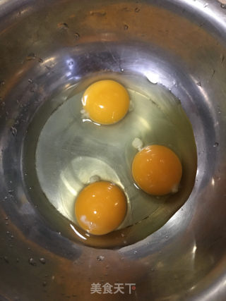 牛肉丸黄米果鸡蛋蔬菜汤的做法步骤：3