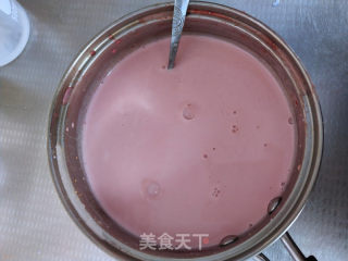 粉嫩草莓酸奶的做法步骤：6