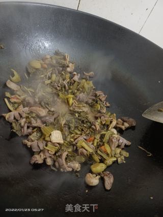 酸菜炒鸡胗的做法步骤：6