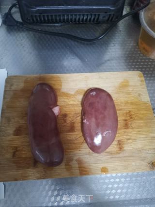 火爆腰花儿的做法步骤：1