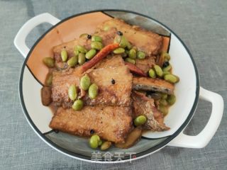 带鱼烧毛豆的做法步骤：14