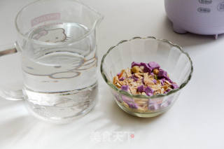 燕麦紫薯豆浆的做法步骤：1