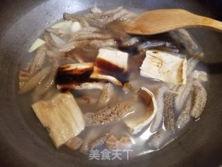 海参鲍鱼烧腐竹的做法步骤：11