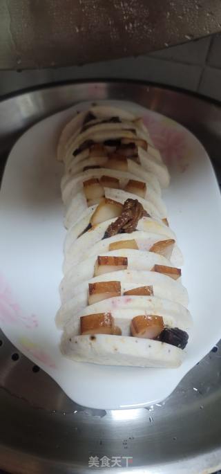 腊肉蒸芋头的做法步骤：5