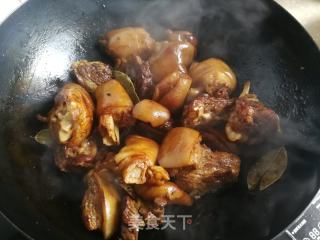 红焖羊蹄的做法步骤：7