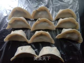荠菜饺子的做法步骤：9