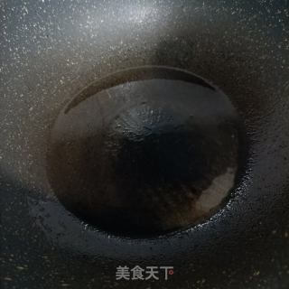 “羊肉”青辣椒炒羊头肉的做法步骤：4