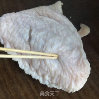 展翅高飞炸鸡翅的做法步骤：2