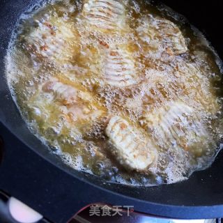 腰缠万贯炸带鱼的做法步骤：10