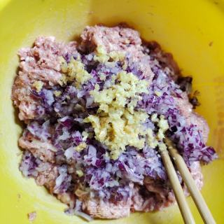 羊肉胡萝卜水饺的做法步骤：7