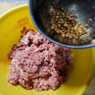 羊肉胡萝卜水饺的做法步骤：4