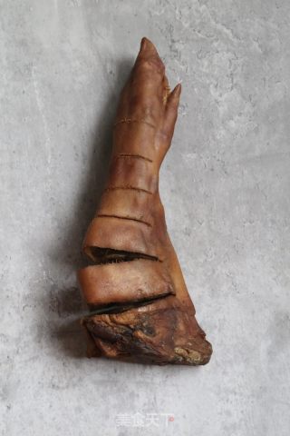 炖腊猪蹄的做法步骤：2