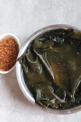 炖腊猪蹄的做法步骤：1
