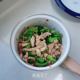 鸡肉西蓝花的做法步骤：8