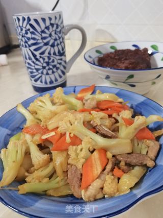 花菜炒肉的做法步骤：8