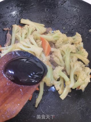 花菜炒肉的做法步骤：6